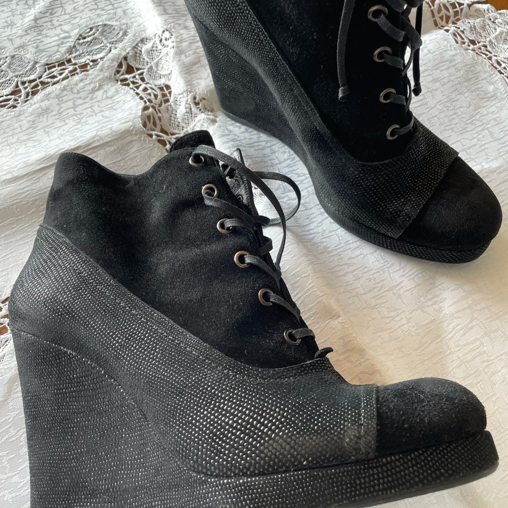 Stuart Weitzman Boots - Picture 3 of 7
